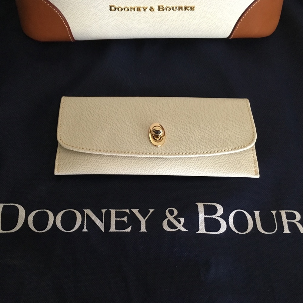 Cream Dooney & Bourke Card Holder